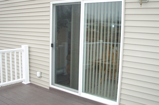 Fort Irwin-screen-door-repair